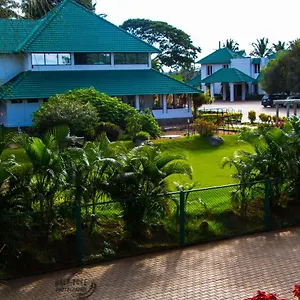Resort Young Island